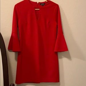 Mini red dress with bell sleeves